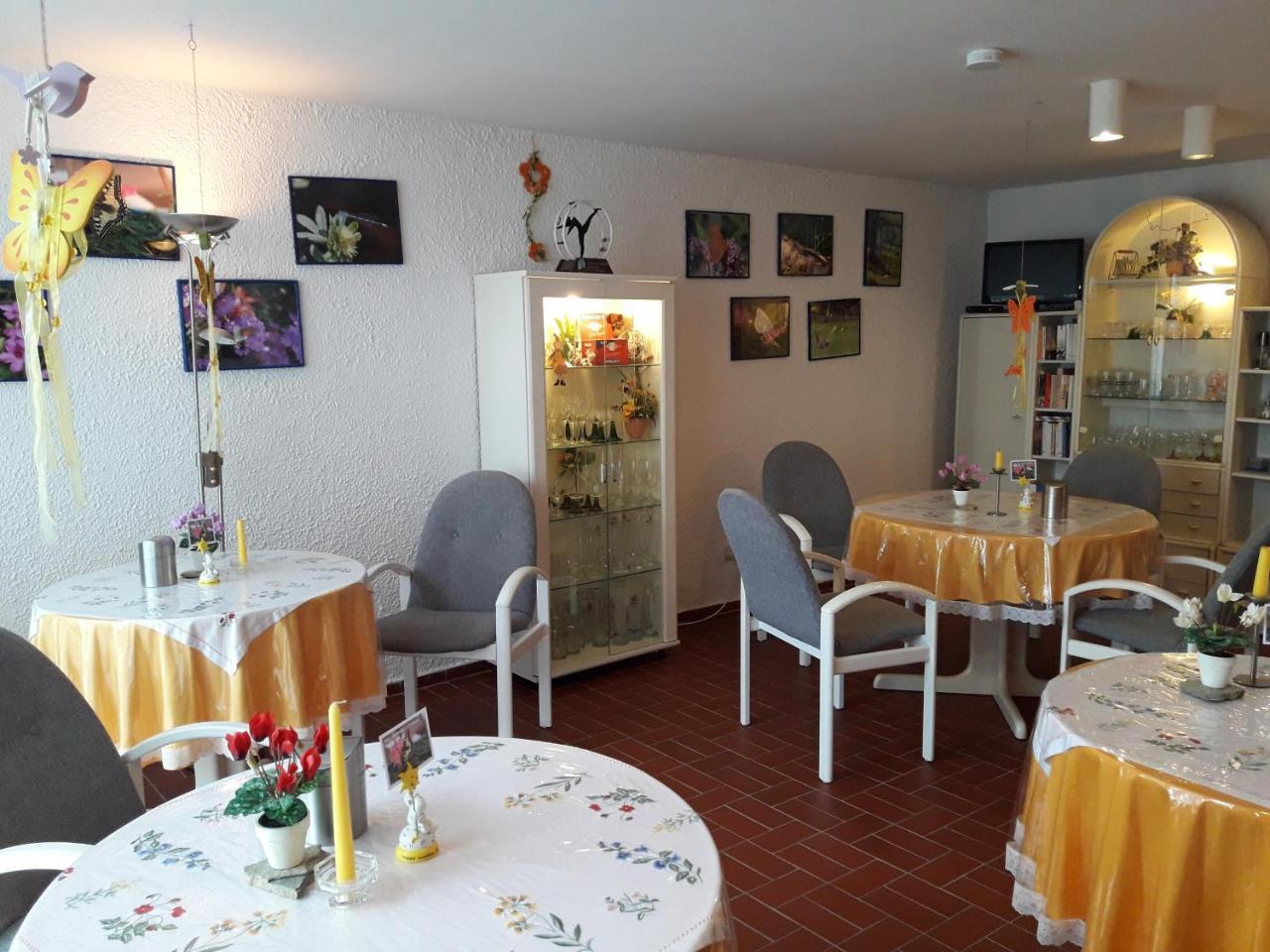 Gaestehaus Hochrhoenblick Schonau an der Brend Экстерьер фото