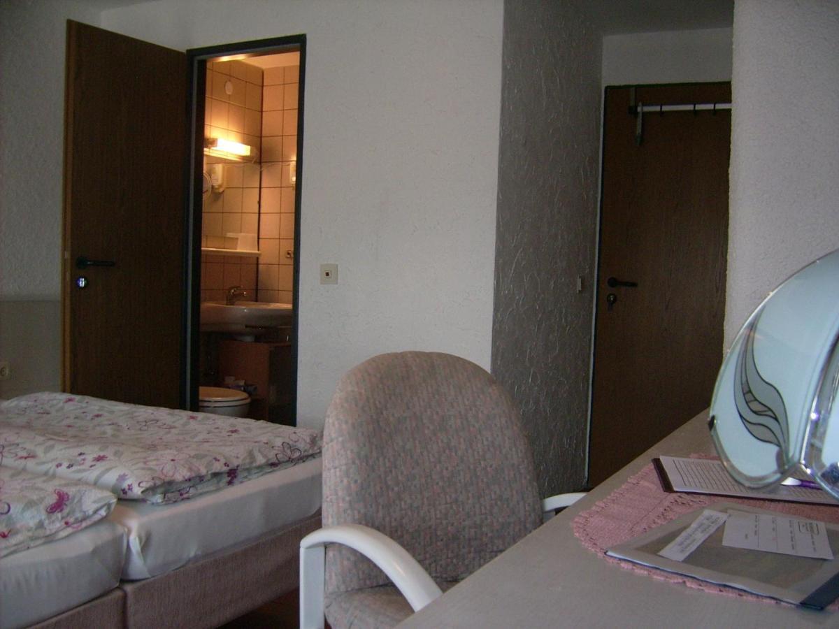 Gaestehaus Hochrhoenblick Schonau an der Brend Номер фото